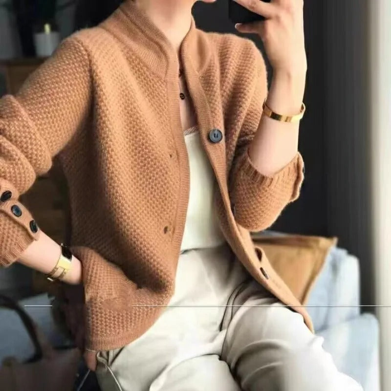 Monica | Cozy, Stylish, and Timeless Comfort Winter Cardigan