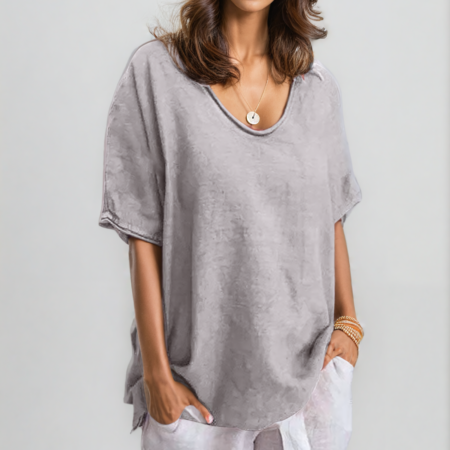 Astrid | Versatile Casual V-Neck Shirt