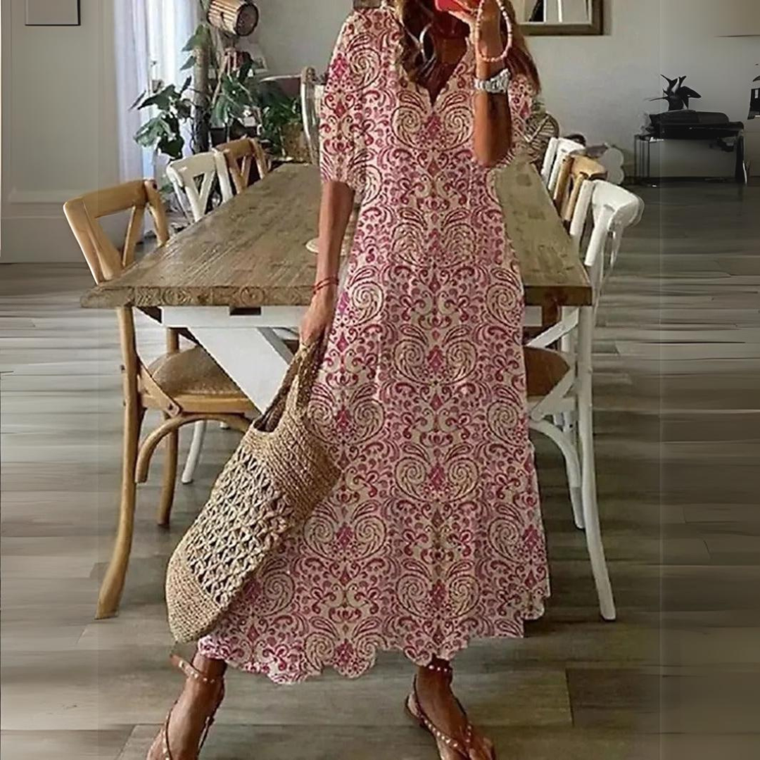 Alyanna | Flattering Floral Print Maxi Dress