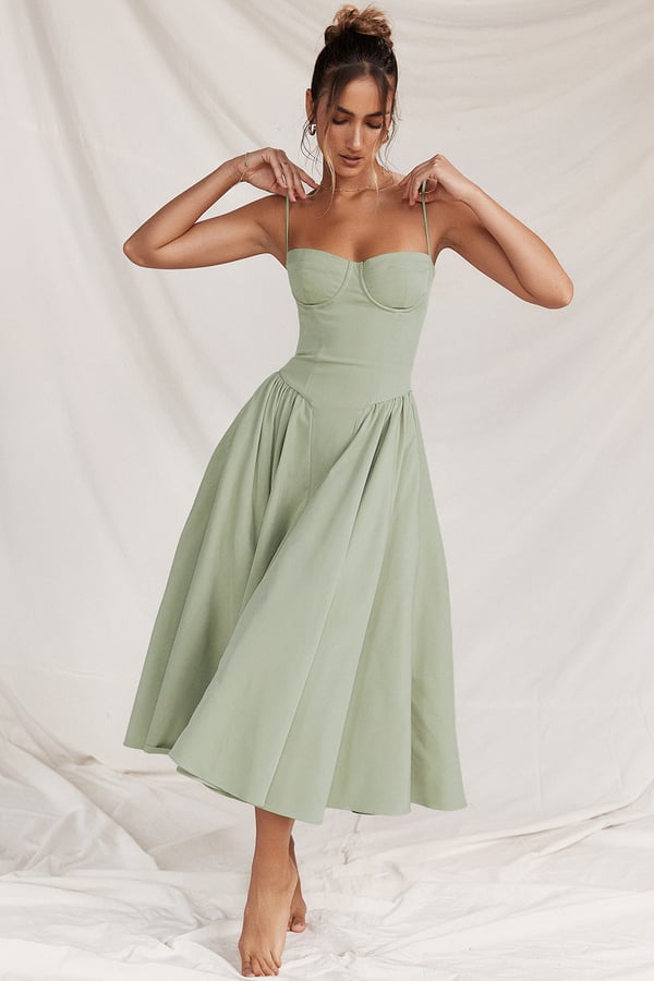 TULUM | Stylish Sleeveless Midi Dress with Figure-Flattering Corset Design - Lizabella Fashion