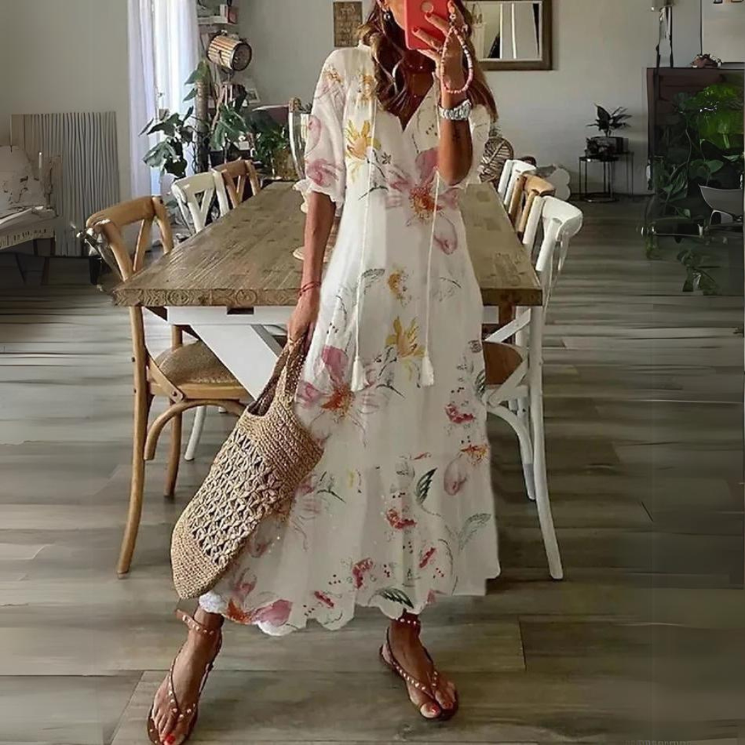 Alyanna | Flattering Floral Print Maxi Dress