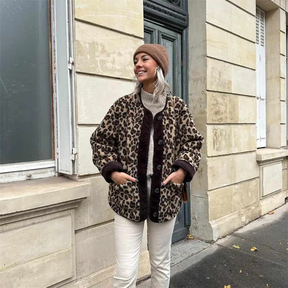 FABIENNE | Fleece Jacket Leopard - Lizabella Fashion