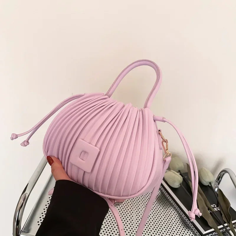 SIENNA | Elegant Luxury Bucket Bag for Sophisticated Style - Lizabella Fashion