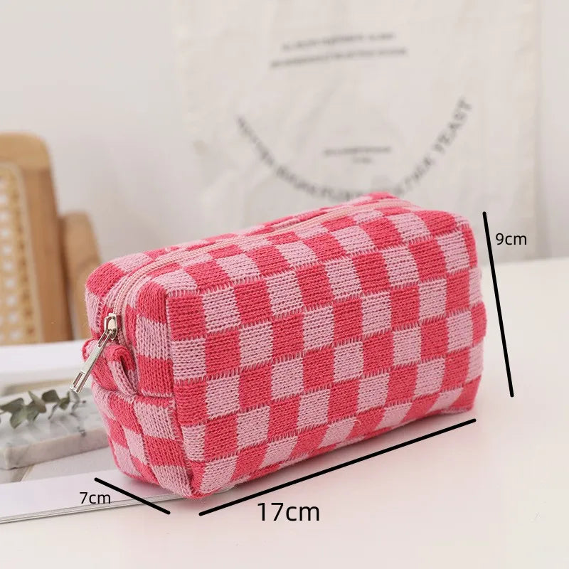 Nova | Trendy Checkered Y2K-Style Makeup Pouch