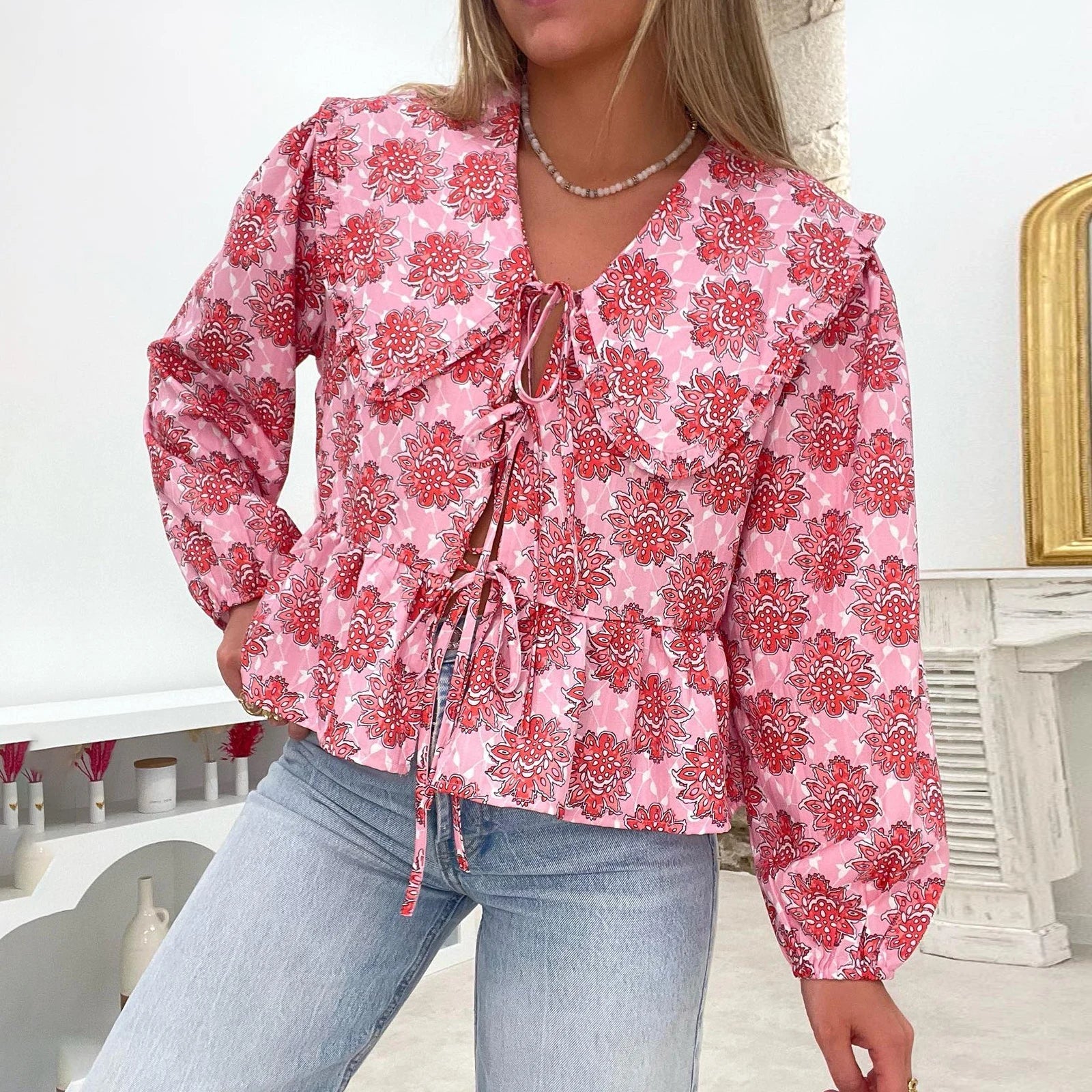 Natalie | Sophisticated and Charming Floral Print Blouse