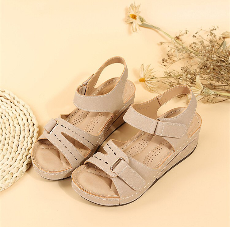 Layla | Casual Wedge Sandals – All-Day Ease