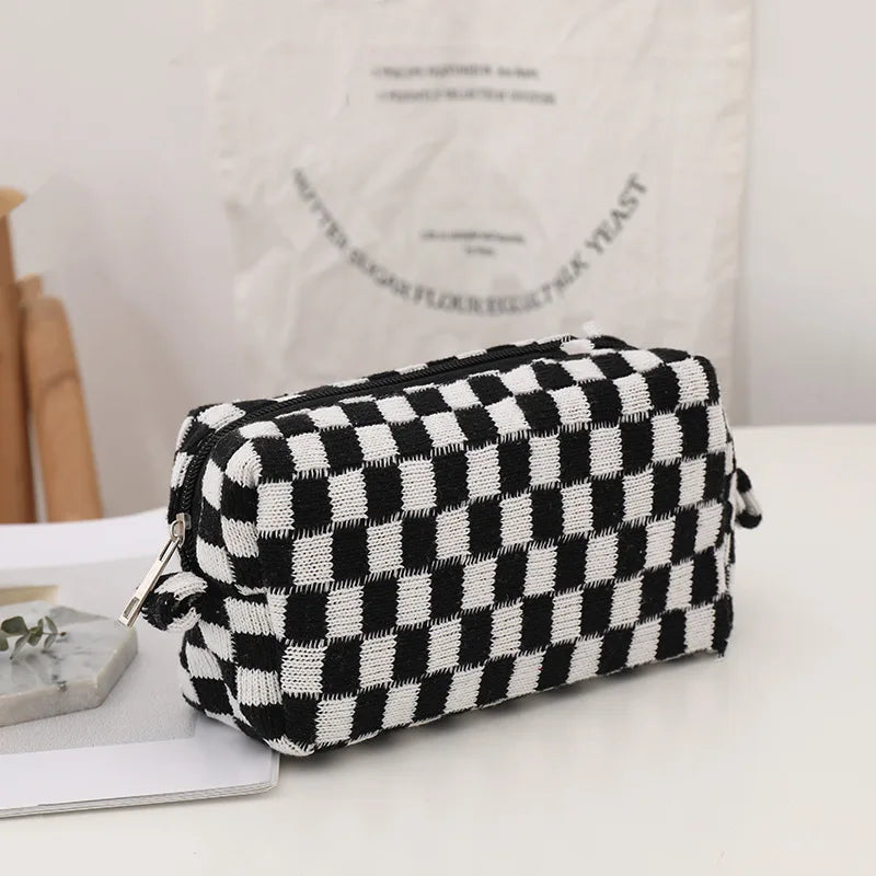 Nova | Trendy Checkered Y2K-Style Makeup Pouch