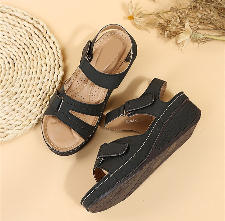 Layla | Casual Wedge Sandals – All-Day Ease