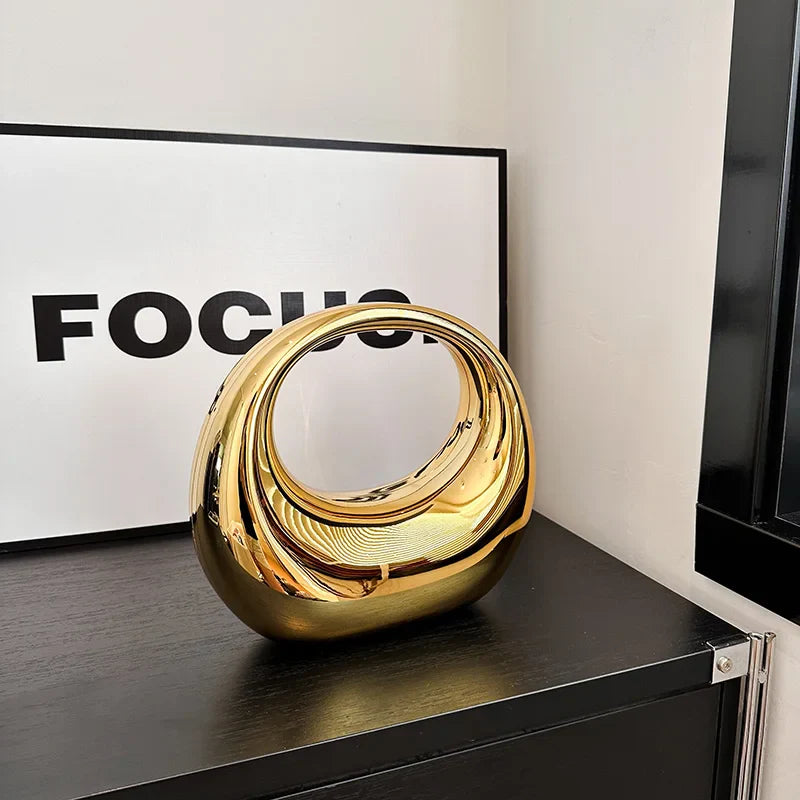 FIONA | Chic Round Clutch for Timeless Elegance - Lizabella Fashion