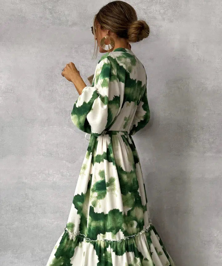 Vestido-Verde-Blanco-Tendencias-Moda-Online-2-720x_1024x1024_71e50ebb-c231-4897-845e-fdfd4bd134ed.webp