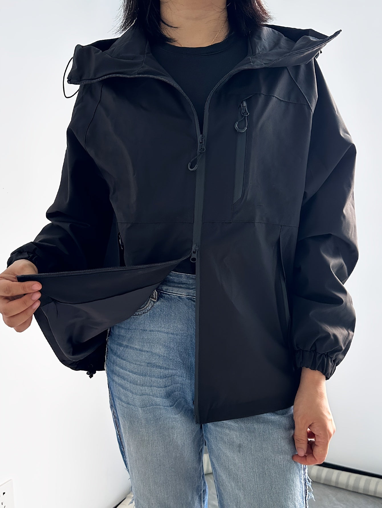 Roselyn | Fashionable & Functional Women's Raincoat